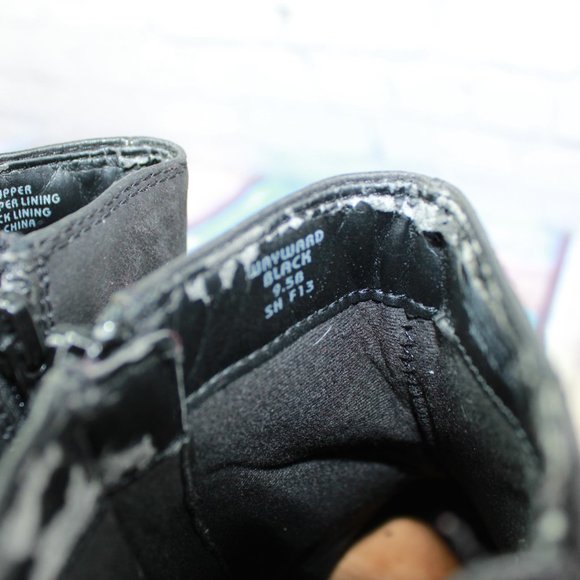 Earth Wayward Black Leather Ankle Tapered Heel Boots Size 9.5 B - Picture 7 of 9